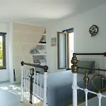 Aetolithi House