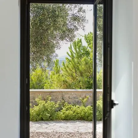 Aetolithi House *