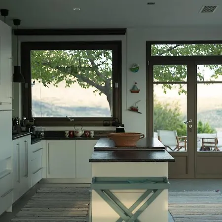 Vila Oikia Aetolithi