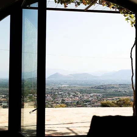 Aetolithi House