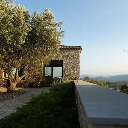 Aetolithi House Fichti