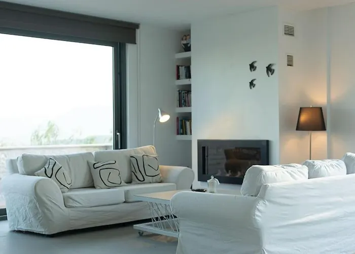 Oikia Aetolithi Villa *