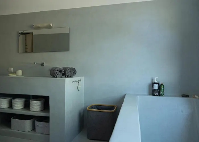 Oikia Aetolithi Fichti